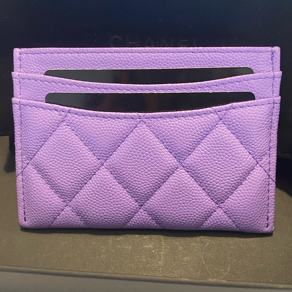 Chanel 20s Purple Flat Card Holder - Picture 4 of 14